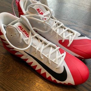 Mens 14.5 football cleats Nike menace